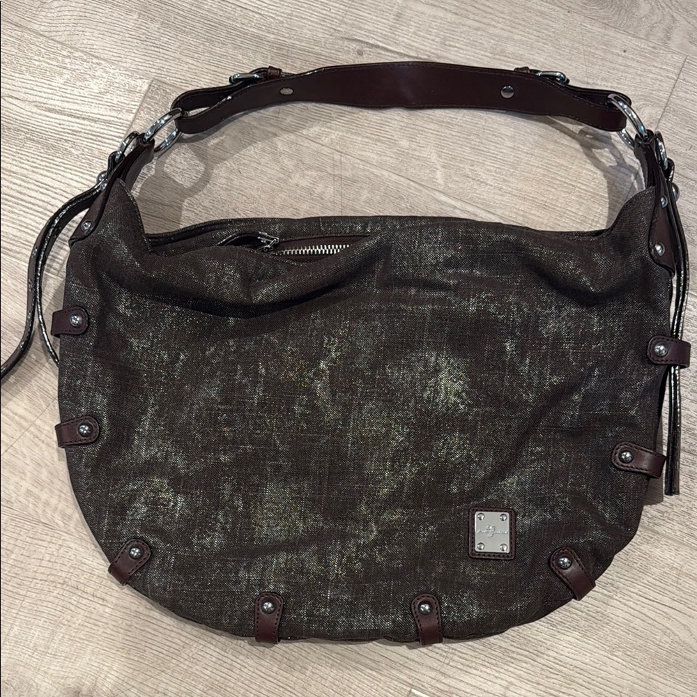 7 for all Mankind shoulder purse. Excellent condition, used 1x.